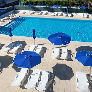 Nautilus 3* Rosas